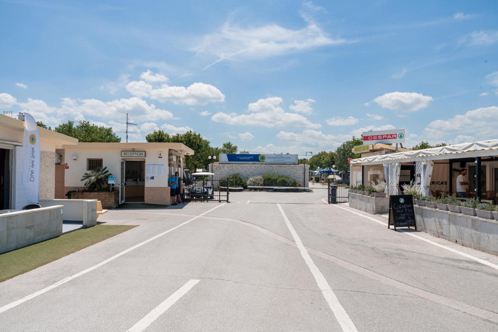 Club Del Sole Riccione Easy Camping Village Exterior photo