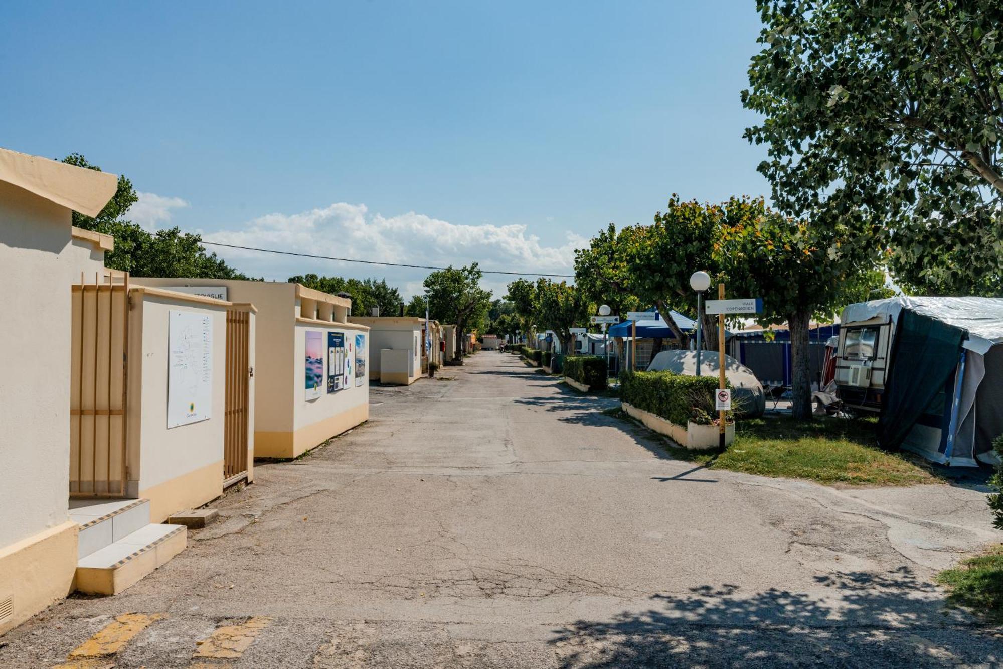Club Del Sole Riccione Easy Camping Village Exterior photo